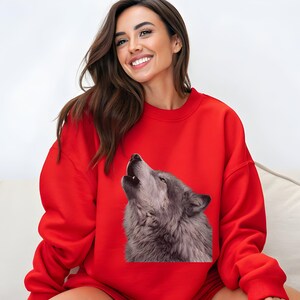 Wolf Sweatshirt, Wolf Lover Gift, Retro Wolf Shirt, Juneau Sweatshirt, Wolves Sweater, Howling Wolf, Alpha Male ,Vintage Nature Shirt 画像 8