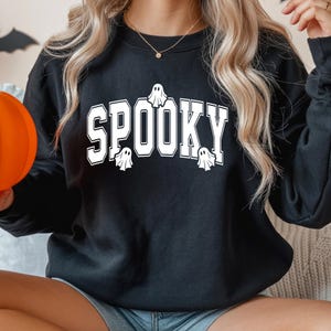 Sweater Spooky Ghost, Halloween-shirt met ronde hals unsex, leuke retro herfsttrui, Ghost graphic trui, gezellige top Spooky Season