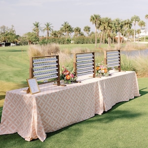 Expositor de pelotas de golf para bodas - Estante para pelotas de golf - ¡Personalización disponible! - Plano de asientos para bodas