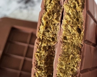 Barra de chocolate con leche belga de pistacho grande hecha a mano Kunafa/ knafeh - Inspirada en la barra de chocolate viral - Losa de chocolate con pistacho