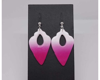 Boucles d'oreilles fimo pâte polymère résine dégradé rose et blanc, idée cadeau St valentin, fête des mères earring love