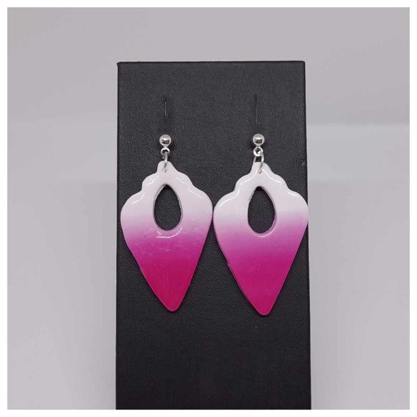 Boucles d'oreilles fimo pâte polymère résine dégradé rose et blanc, idée cadeau St valentin, fête des mères earring love