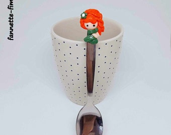 Stainless steel spoon Fimo polymer clay Disney Princess Rebel redhead and green dress - Handmade