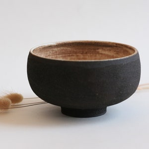Black round ceramic bowl | Small pottery bowl | Japanese style pottery