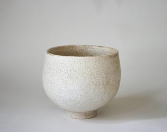 Cuenco de cerámica blanca hecho a mano / Chawan / Cerámica de estilo japonés