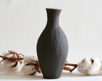 Black ceramic Bud Vase | Small vase | Single flower vase | Japanese style pottery