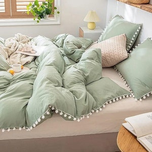 Girls pom pom bedding clearance
