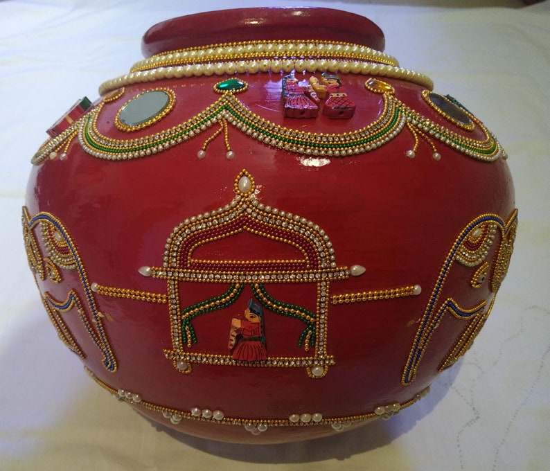 Decorated earthen pot. Etsy