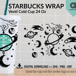 Puede incluir: Un diseño de descarga digital en blanco y negro para una envoltura de vaso frío de Starbucks con un tema celestial con planetas, estrellas, lunas y una mano sosteniendo un planeta. El texto "STARBUCKS WRAP" y "Venti Cold Cup 24 Oz" está incluido en el diseño.