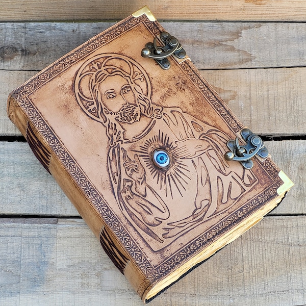 JESUS CHRIST Unlined 600 Pages Large Leather Journal With Clasps Lock, Or Eye, Thick Handmade Leather Journal Notebook, Size- 10×7×3 Inches