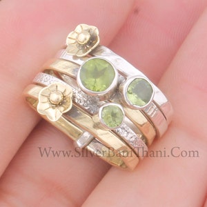 Peridot Silver Spinner Ring 925 Sterling Zilver & Messing Peridot Spinner Ring Handgemaakte Flower Band Ring Getextureerde Band Ring Boho Duimringen afbeelding 1