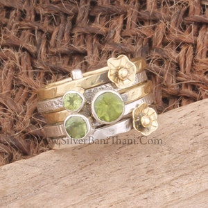 Peridot Silver Spinner Ring 925 Sterling Zilver & Messing Peridot Spinner Ring Handgemaakte Flower Band Ring Getextureerde Band Ring Boho Duimringen afbeelding 5