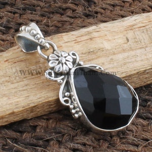Designer Onyx Pendant 925 Sterling Silver Pendant Oval Gemstone Pendant Christmas Gift Idea Black Onyx Silver Pendant Handmade Pendant