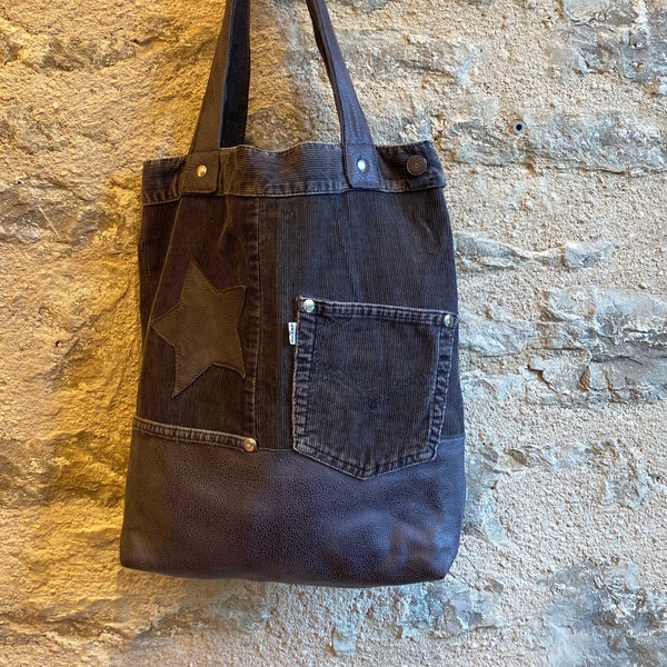 Tote bag, sac cabas fait main upcyclé jean velours Levi's et suédine gris, idée cadeau