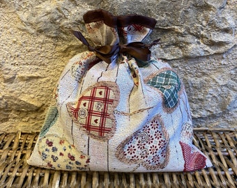 Christmas gift bag lined with reusable jacquard fabric, zero waste