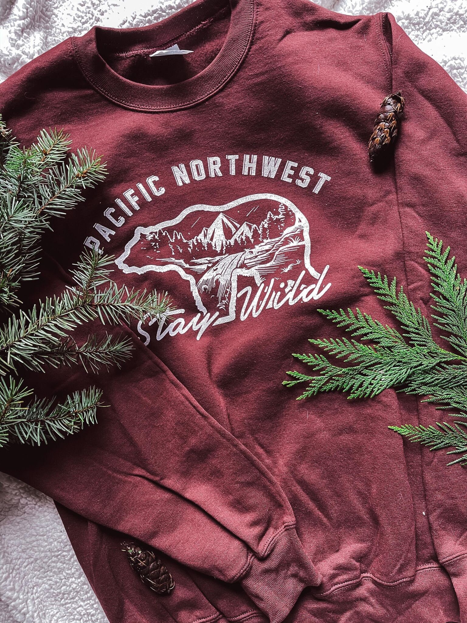 Pacific NW Bear Unisex Crewneck Sweater - Etsy