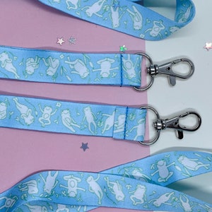 Cordón con estados de ánimo de rana / Cordón con sapo / Cordón botánico con rana linda de doble cara / Accesorios con rana de dibujos animados