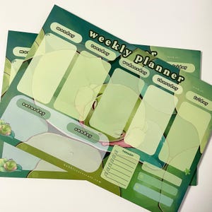 Blocco note settimanale A4 - 50 fogli staccabili / Carino pianificatore Onenote per gli amanti delle rane per appunti organizzativi, regalo per lei, pianificatore di eventi 2025
