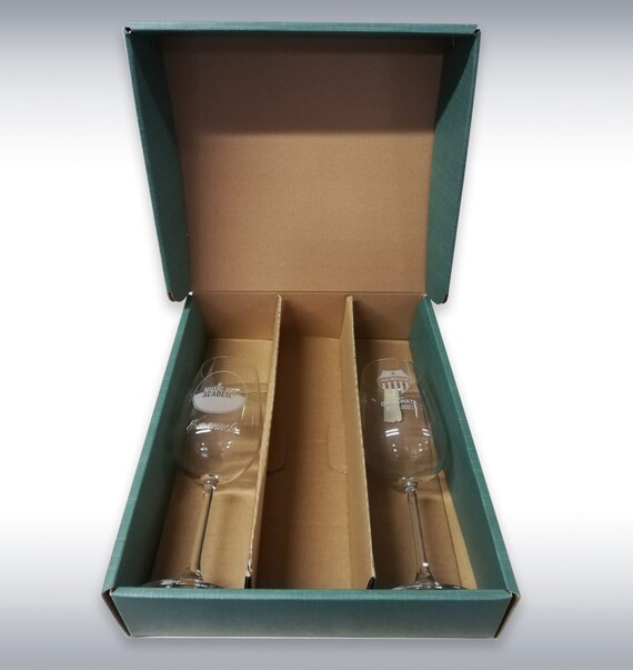 Scatola Di Cartone Fotografia Stock. Immagine Di Scatola - 7422998 - Foto 6