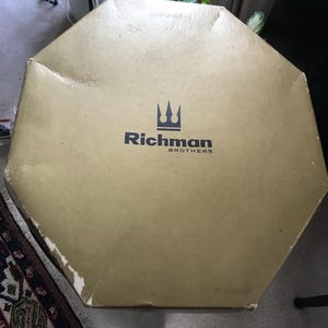 Caja de sombreros vintage de Richman Brothers