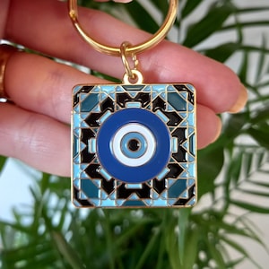 Evil Eye Pattern Keychain | Kharze Zarka Keyring | Lebanese Souvenir | Lebanese Gift | Gold Enamel | Beirut | Lebanon Keychain | Whyنط