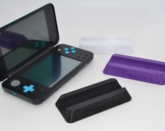 New Nintendo 2DS XL (NN2DS XL) Display Stand / Trophy Stand Custom Sized (JAN)