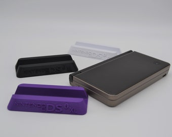 Nintendo DSi XL (NDSi XL) Display Stand / Trophy Stand Custom Sized (UTL)