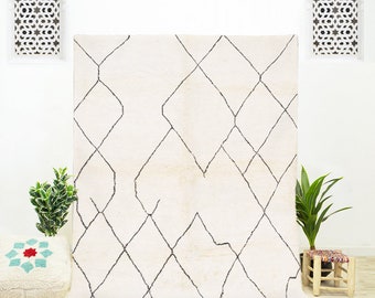 Handmade Beni Ourain Rug: Off White Moroccan Shag, Geometric Wool Area Rug