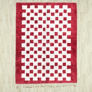 Red checkered rug, Checkerboard rug, A Red area Moroccan Berber wool rug, checkered rug for living room / Bedroom image 2