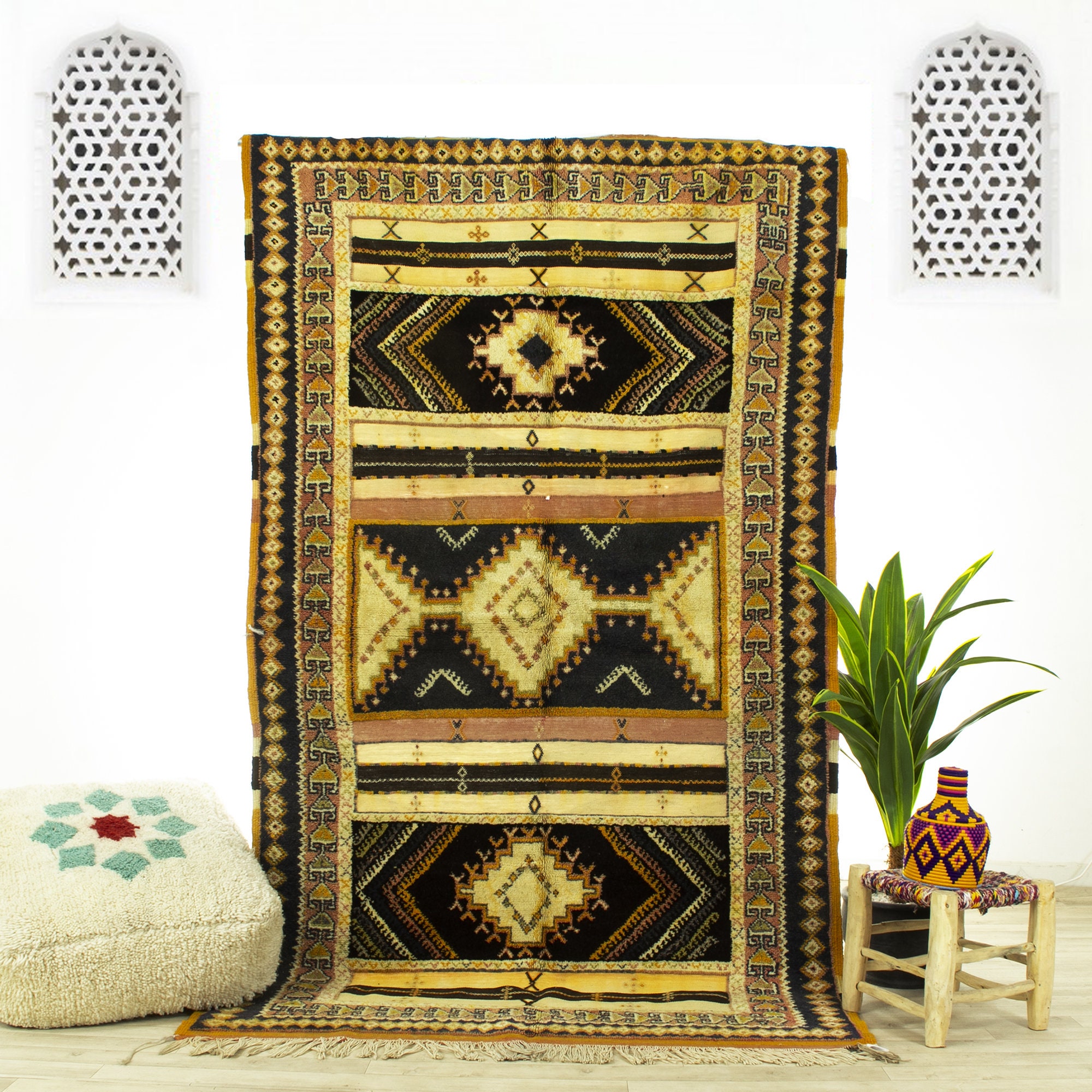 Vintage Medium Rug - Tapis Marocain Tapis de Zone Fait à La Main Noir 4.7x8.3 Authentique Kilim Maro