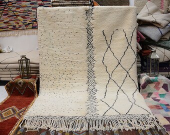 Handmade White Beni Ourain Rug: Moroccan Berber Wool Geometric Rug