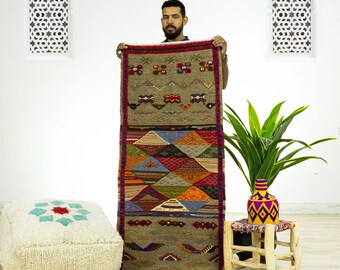 Tapete Kilim Geométrico: Tapete Berbere Marroquino Colorido de Tecido Plano