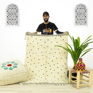 Contemporary Custom - Moroccan rug - area rug - beni ourain rug - handmade rug - Off-white rug - area rugs - Authentic Moroccan rug