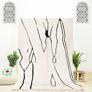 Handgewebter Marokkanischer Wollteppich: Abstrakter Berber Teppich 200x300