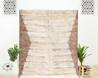 Handmade Ivory Wool Moroccan Rug: 6x9 Cream Beni Ourain Carpet