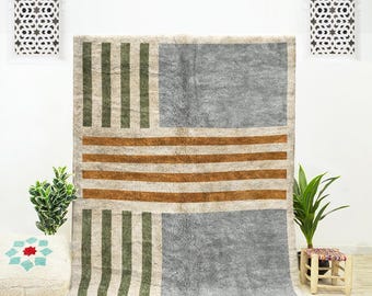 Gray Abstract Moroccan Wool Rug, Beni Style