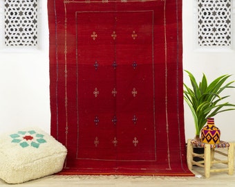Red custom rug - Moroccan rug - area rug - handmade rug - Red rug - Red area rugs - Authentic Moroccan rug - Moroccan Kilim rug