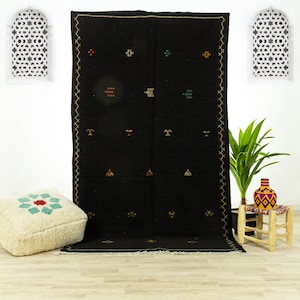 Black Moroccan Kilim Rug: Handwoven Wool Area Rug (4.7x8.2)