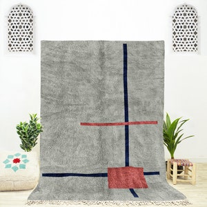 Handmade Gray Wool Moroccan Rug: Abstract Geometric Carpet