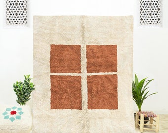 An authentically handwoven Moroccan rug 9x12 | A brown abstract rug made of natural wool | Large brown area rug 8x10 as a bedroom rug