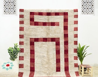 Rosa Marokkanischer Wollteppich: Abstraktes Berber Design, Großflächenteppich