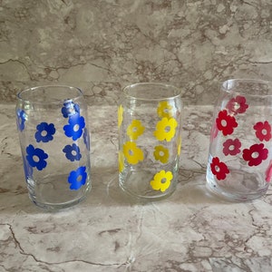Colored Retro Flower Libbey Glass; 16 oz. Colored Retro Flower Beer Can Glass; Iced Coffee Glass