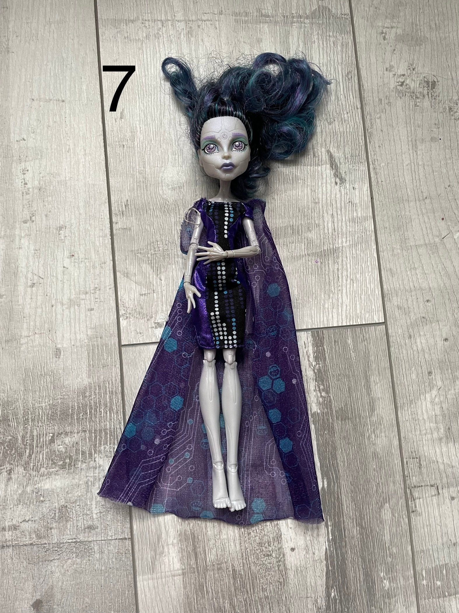 Buy Monster High Elle Eedee Doll. Boo York Boo York Gala Ghoul