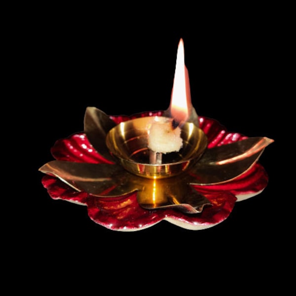 Lotus Shape Akhand Diya/Pital Jyot Diva/Table Dia Unique Design/Home Decorative Oil Lamp for Puja/Copper Brass Metal Diya Lamp Lotus Shape