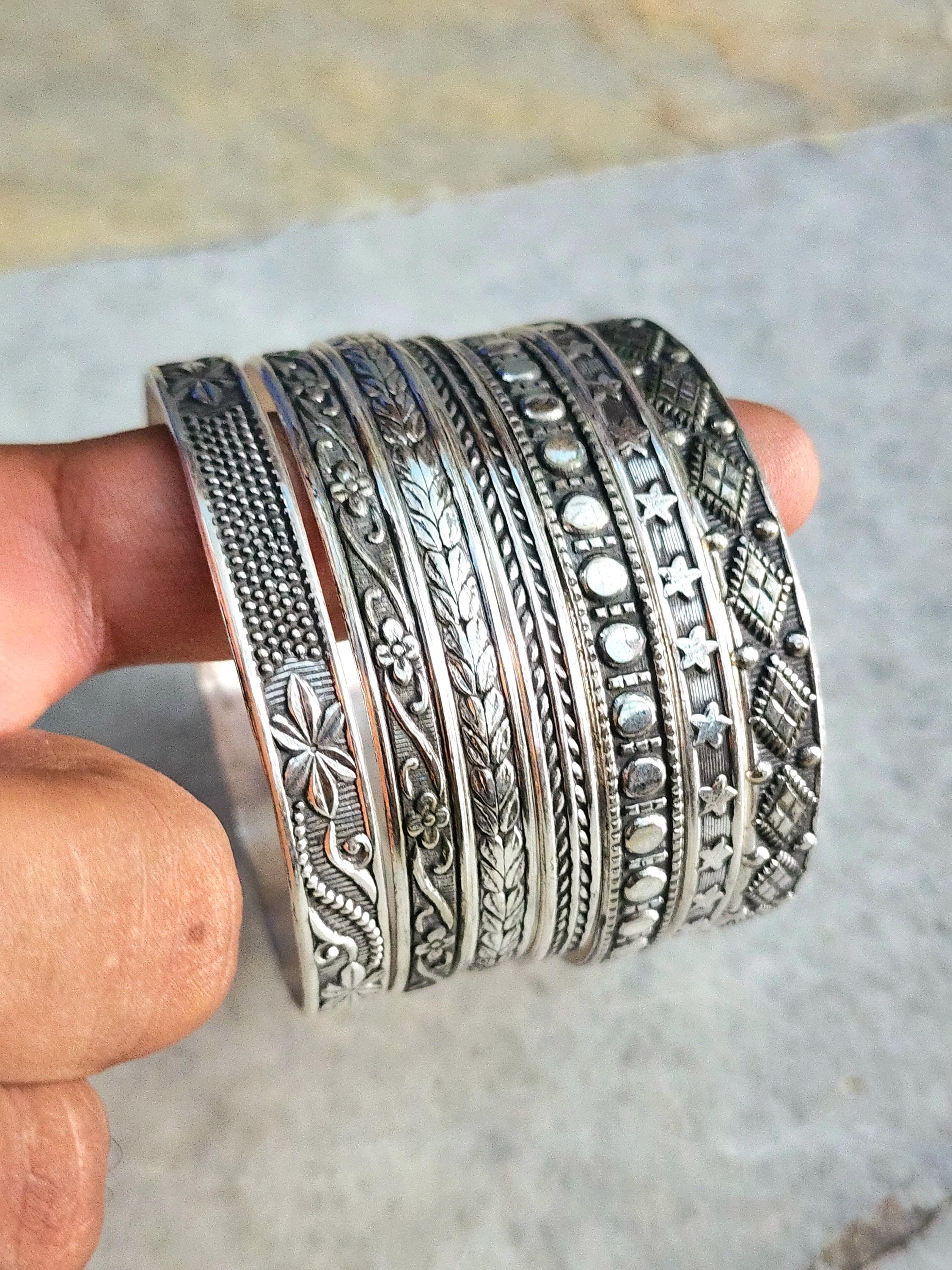 used vintage シルバーバングル 日本製 Vintage Japan 925 Sterling Silver Etched Pattern Hinged