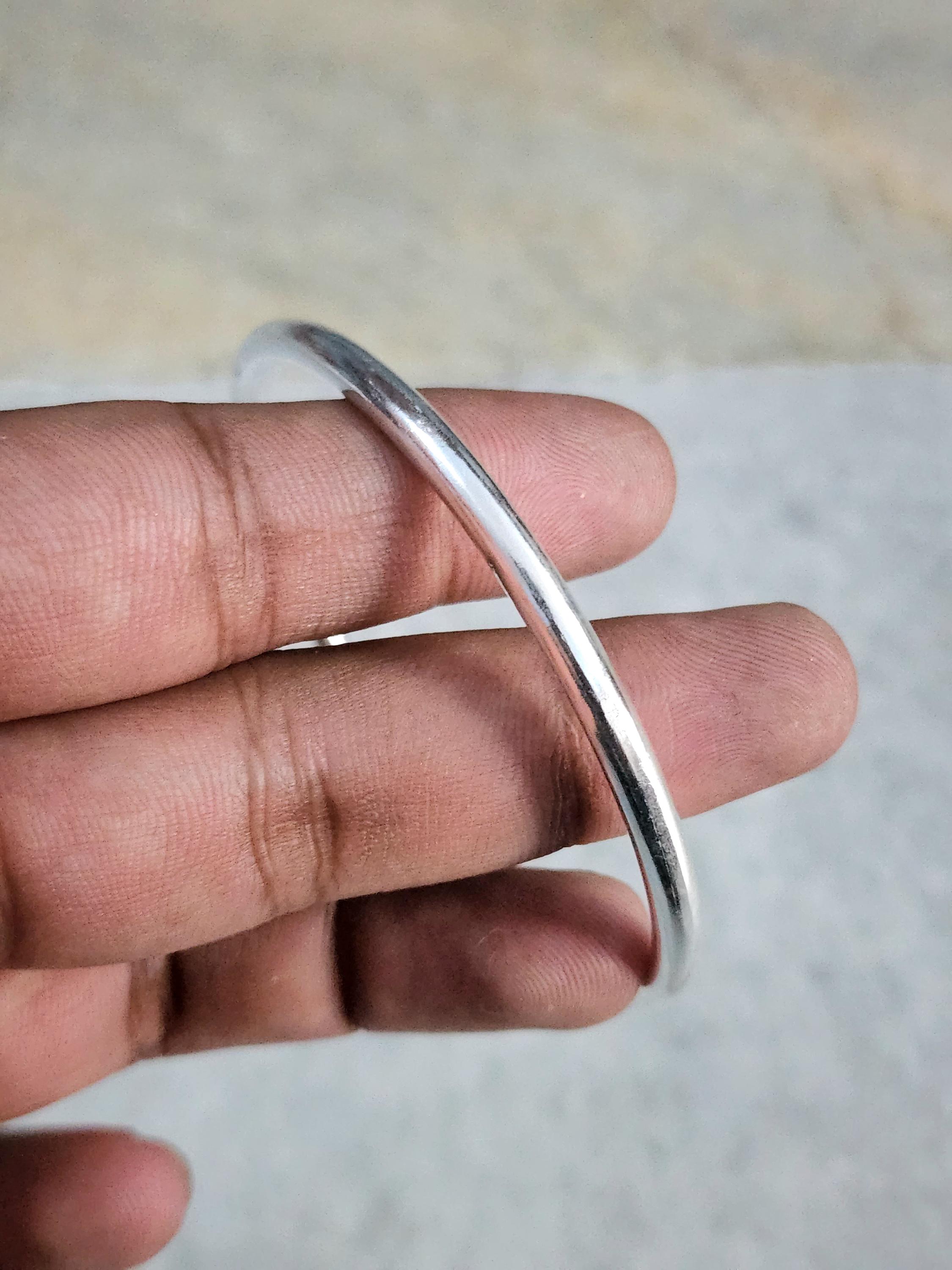 Solid 925 Sterling Silver Bangle, Thick Heavy Silver Bangle, Chunky Silver Bracelet, Stackable Bangle, Beautiful Bangle, Silver Bangle - Etsy Solid 925 Sterling Silver Bangle, Thick Heavy Silver Bangle, Chunky Silver Bracelet, Stackable Bangle, Beautiful Bangle, Silver Bangle - Etsy