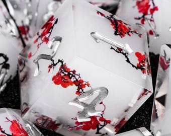 White Plum Blossom Dnd D20 Dice Set D&D Resin Sharp Edge Dice D+D Dungeons and Dragons Role Playing Games RPG Polyhedral D and D Dice Gifts