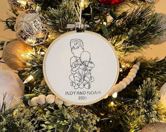 Ornement de portrait de 4 pouces, fait à la main, cousu à la main personnalisé, broderie à la main, ornement de Noël, frères et sœurs, couple, famille