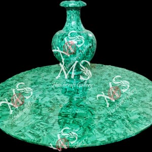 Handmade Malachite Table Top Set with Flower Vase: 42" Round Dining Table image 2