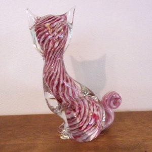 Large Heavy Handblown Glass Cat with Pink Swirl Pattern Gold Accents 7 1/4" Tall Collectible Figurines